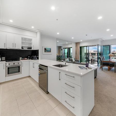 Sophisticated Spacious Apt W Stunning Harbour View Auckland Exterior photo