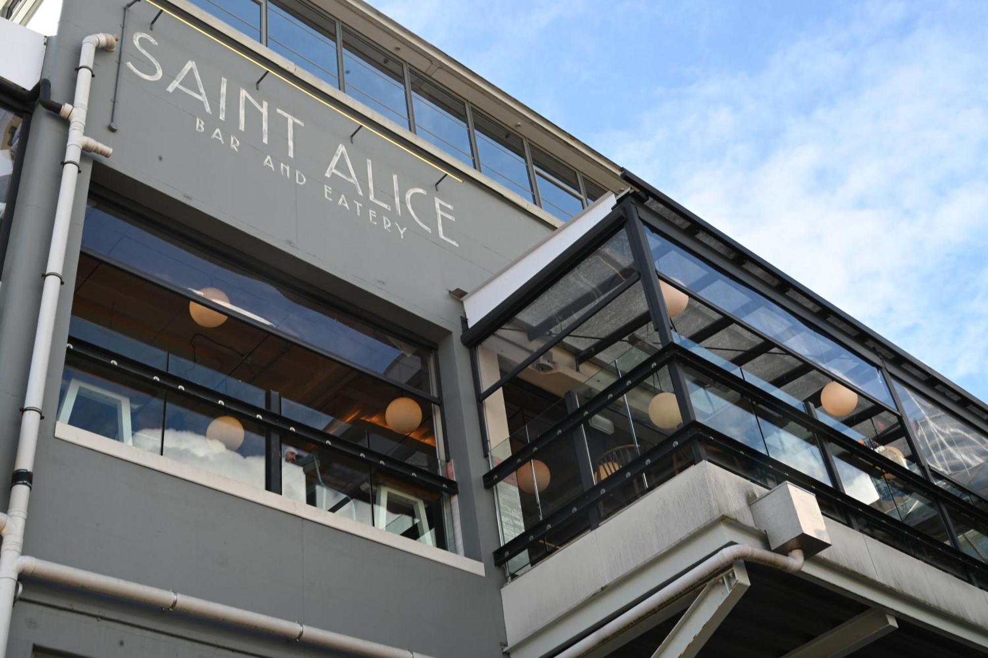 Sophisticated Spacious Apt W Stunning Harbour View Auckland Exterior photo