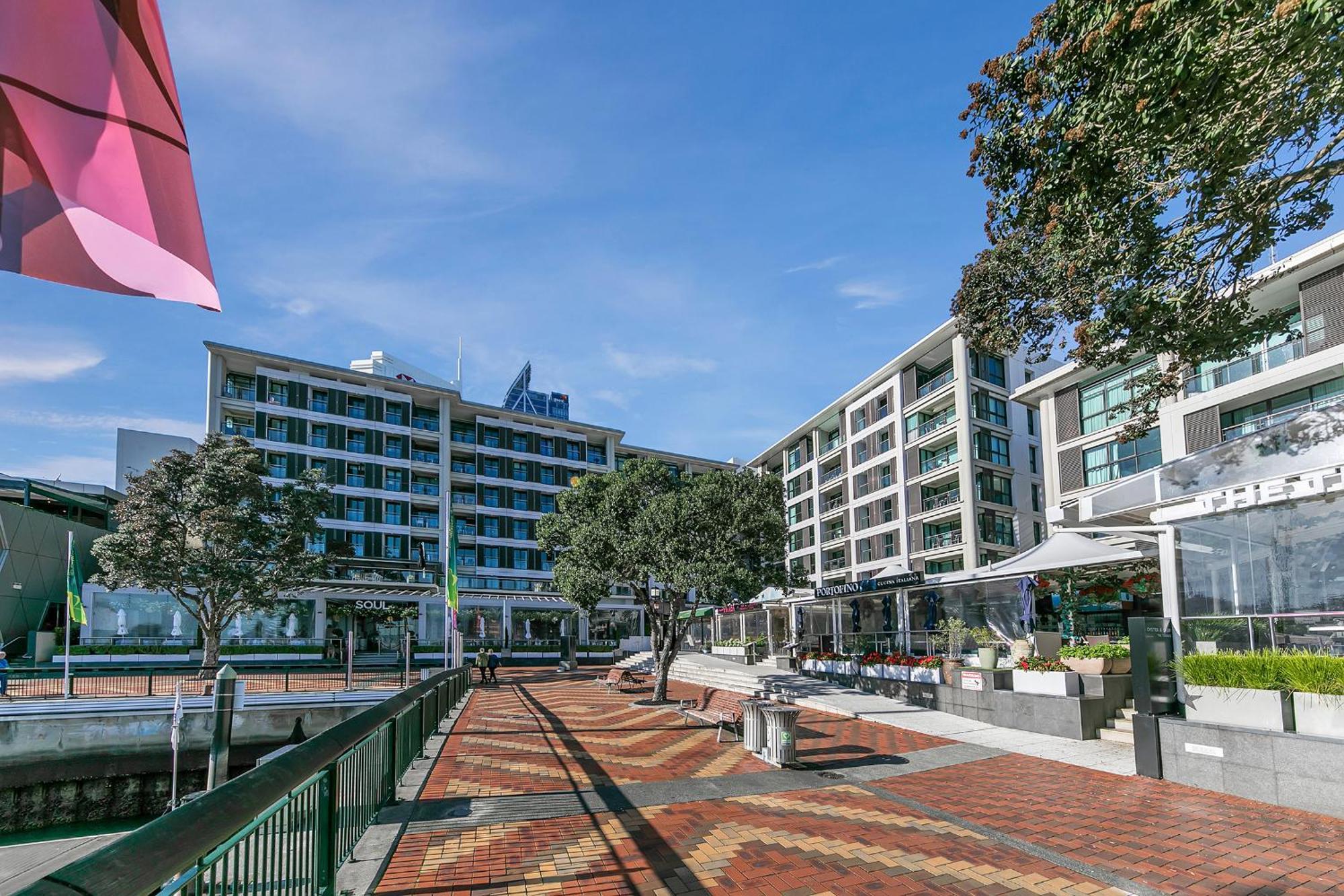 Sophisticated Spacious Apt W Stunning Harbour View Auckland Exterior photo