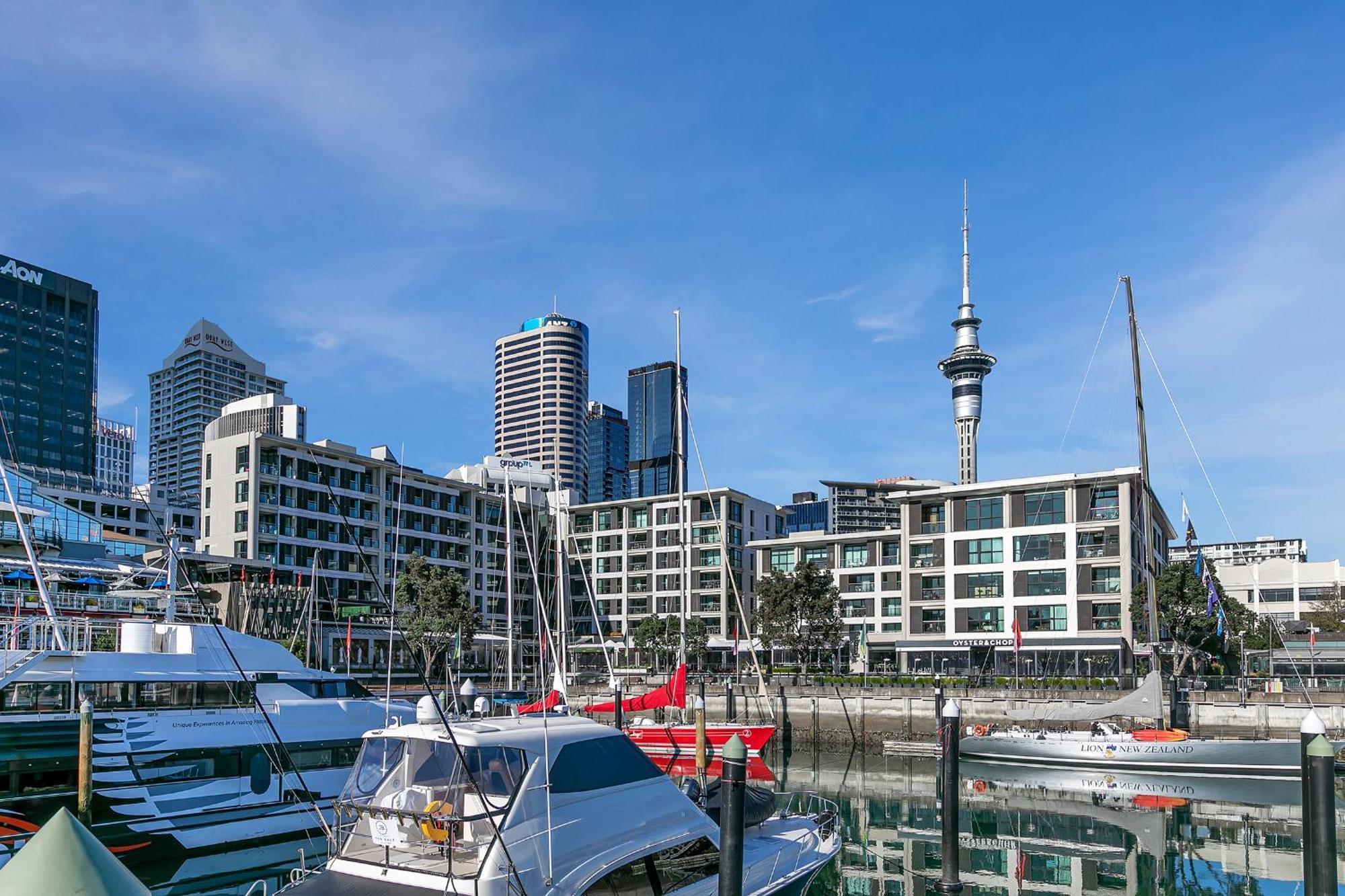 Sophisticated Spacious Apt W Stunning Harbour View Auckland Exterior photo